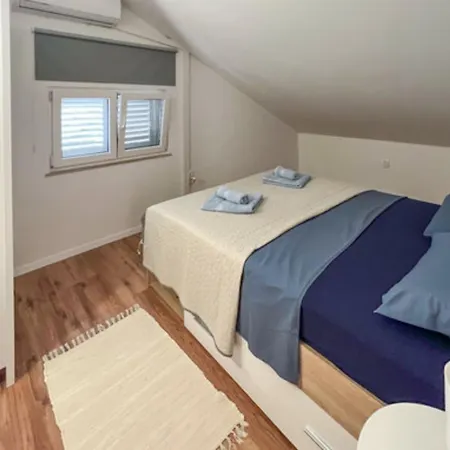 Holiday home Aurora